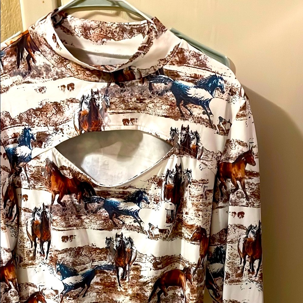 Equestrian Print Long Sleeve Top - Picture 2 of 2